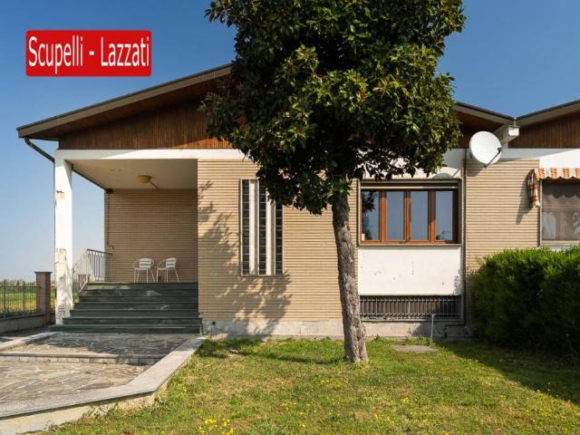 Villa singola in vendita a Voghera via Piacenza