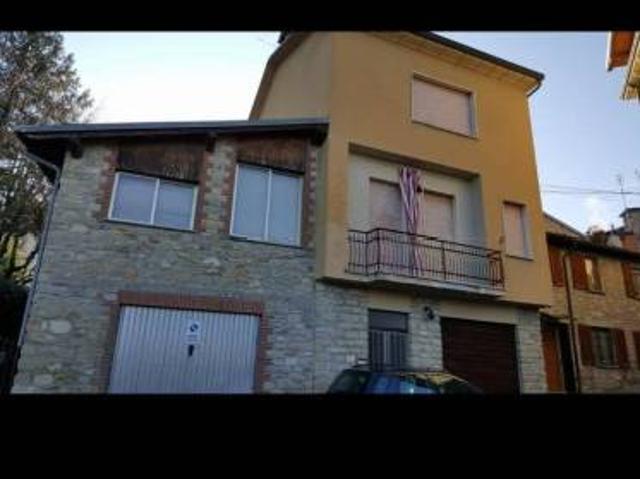Villa singola in vendita a Zavattarello, Crociglia
