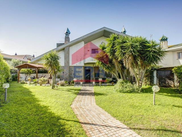 Villa singola in vendita a Ardea, Nuova California
