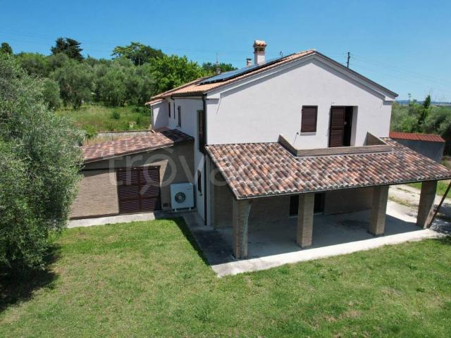 Villa singola in vendita a Barbara
