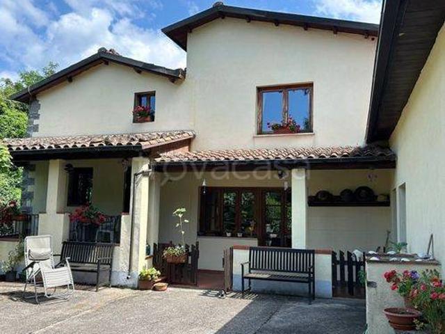Villa singola in vendita a Barga