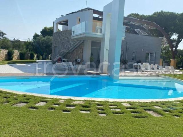 Villa singola in vendita a Bari corso Umberto I, 71, Santo Spirito