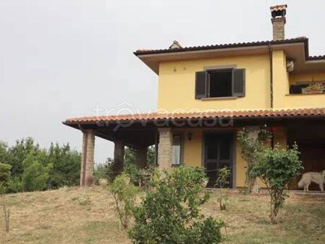 Villa singola in vendita a Bassano Romano via Dei Carri, 13