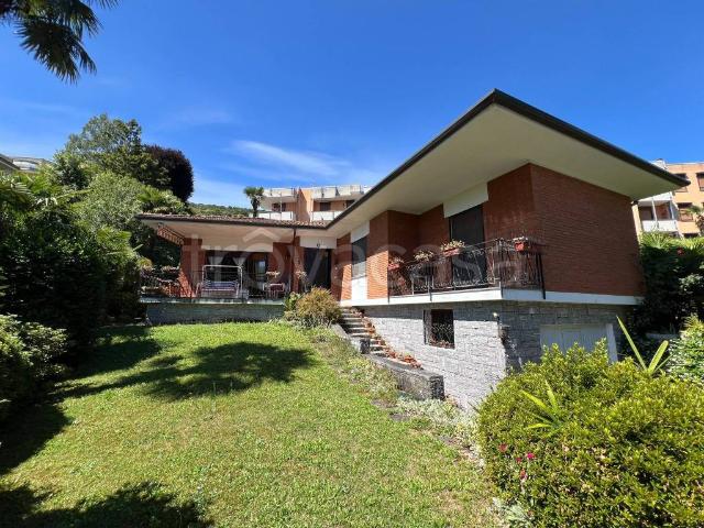 Villa singola in vendita a Baveno via Bertarello, 5