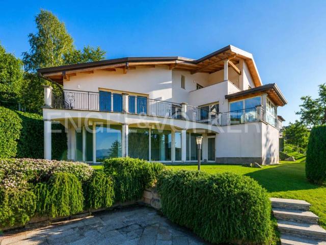 Villa singola in vendita a Bedero Valcuvia via Cunardo, 47