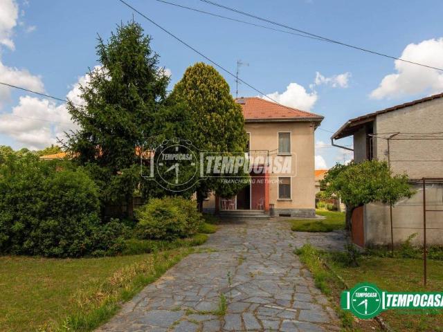 Villa singola in vendita a Bellinzago Novarese via Bottini e Altri