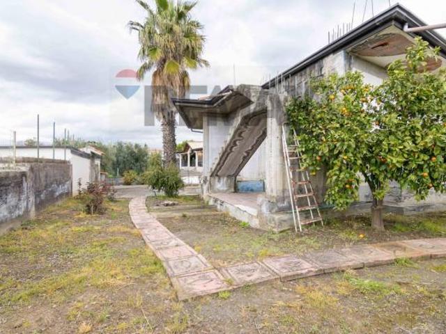 Villa singola in vendita a Belpasso