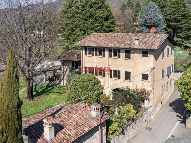 Villa singola in vendita a Bergamo via alla Zarda, 4, Valtesse