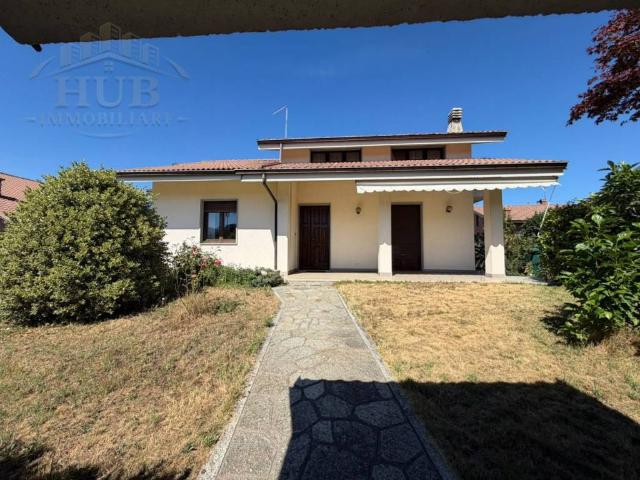 Villa singola in vendita a Bernezzo via bisalta