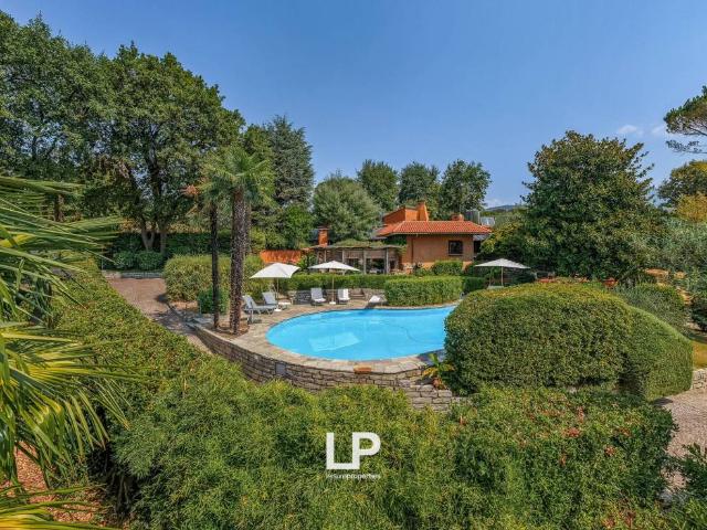 Villa singola in vendita a Besozzo via Dei Valer, 2