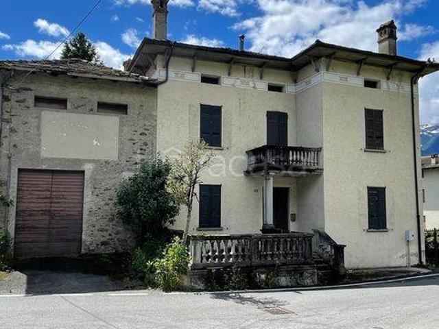 Villa singola in vendita a Bianzone via Stelvio