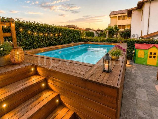 Villa singola in vendita a Biassono