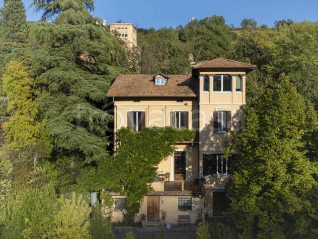 Villa singola in vendita a Bologna via San Vittore, Colli Castiglione
