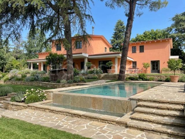 Villa singola in vendita a Bologna