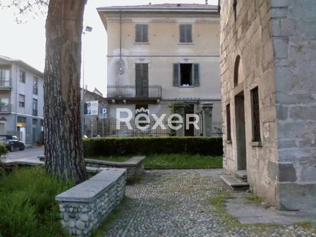 Villa singola in vendita a Borgomanero via Loreto