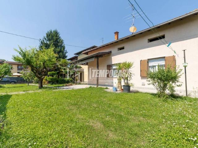 Villa singola in vendita a Brusaporto via Bagnatica 6