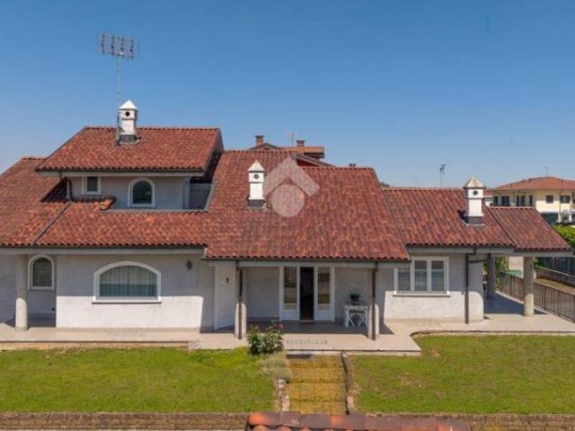 Villa singola in vendita a Busca via Vecchia di Cuneo 3A