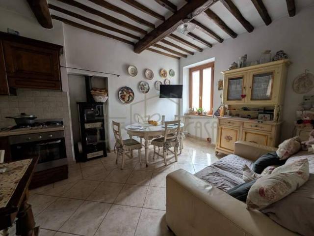 Villa singola in vendita a Camaiore