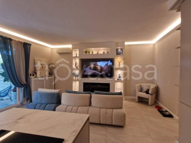 Villa singola in vendita a Camaiore via Mincio, Lido Di Camaiore