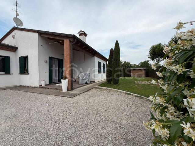 Villa singola in vendita a Camisano Vicentino via Piazzola