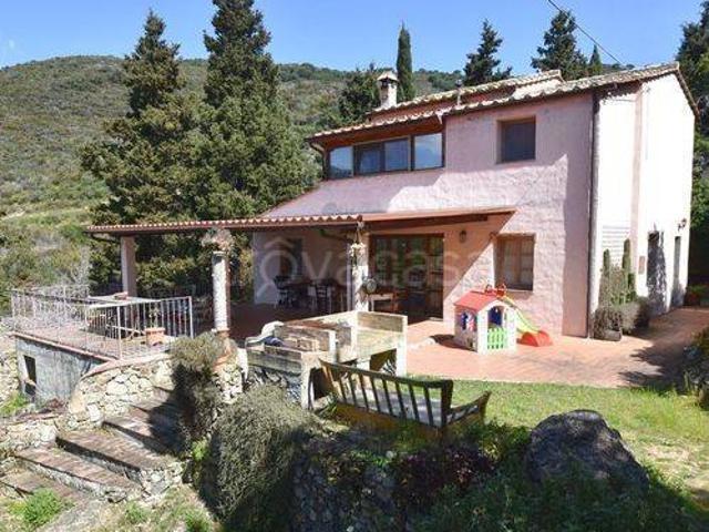 Villa singola in vendita a Campo nell'Elba via Roma 87