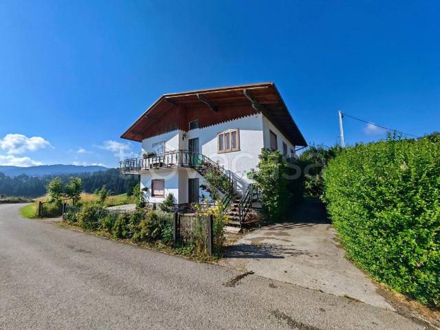 Villa singola in vendita a Canove di Roana via Marchisera