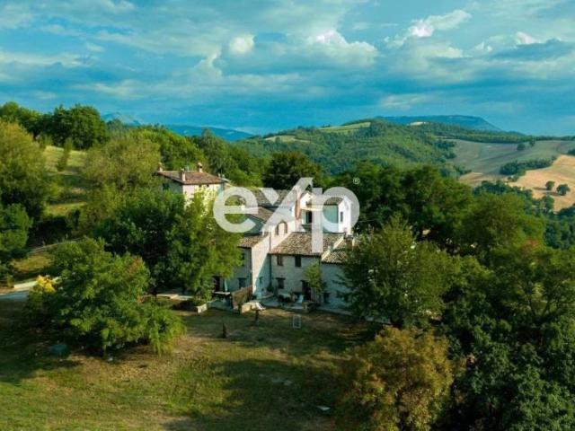 Villa singola in vendita a Cagli strada Valubbio, 29