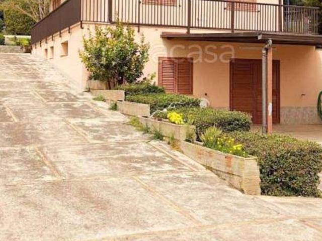Villa singola in vendita a Caltagirone via Croce del Vicario