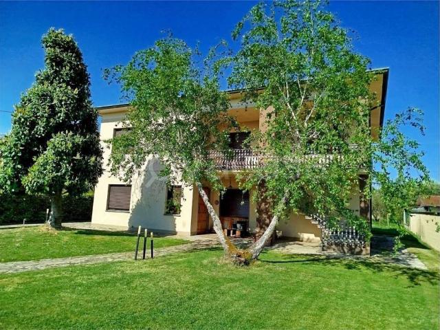 Villa singola in vendita a Capannori, Lammari Lunata