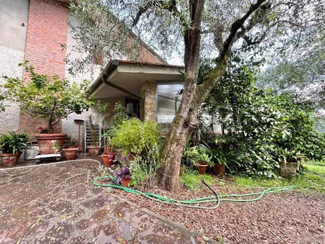 Villa singola in vendita a Capannori via per Corte Gatti, 12, Vorno