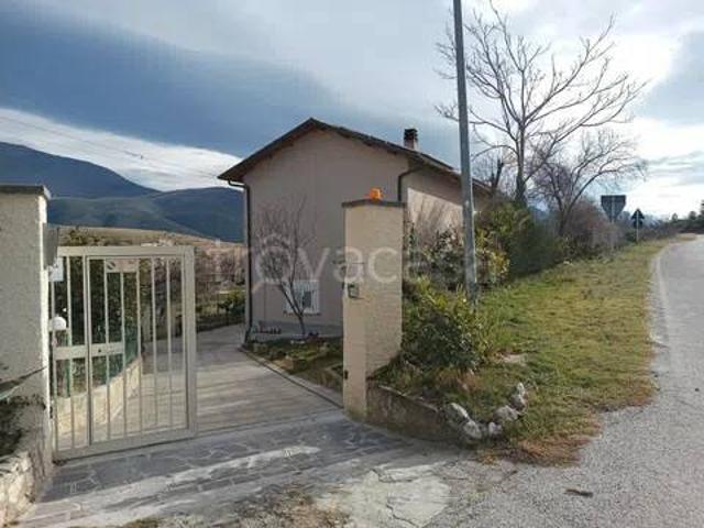 Villa singola in vendita a Capestrano