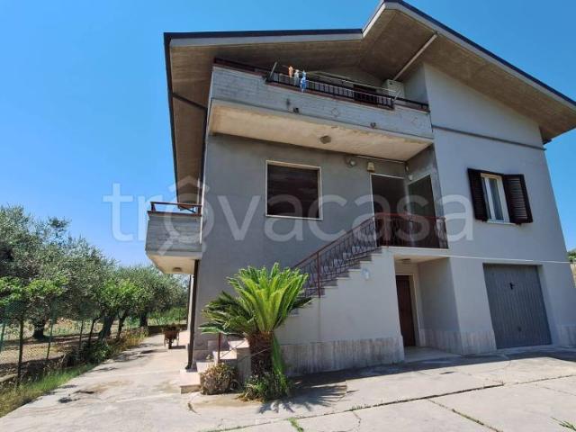 Villa singola in vendita a Cappelle sul Tavo