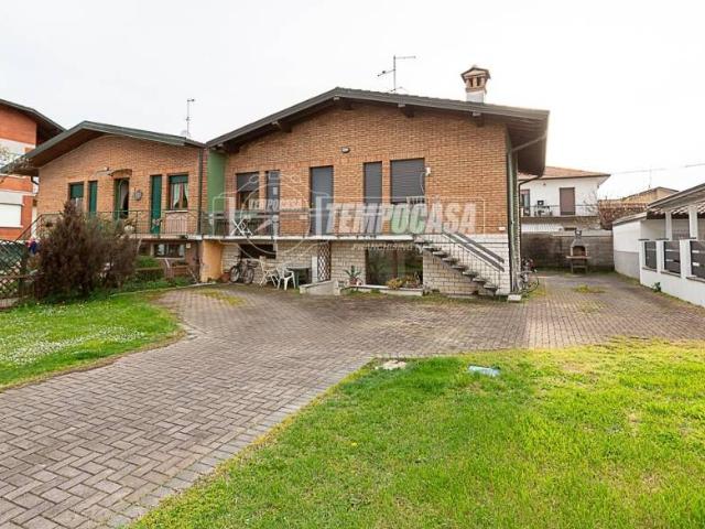 Villa singola in vendita a Caravaggio