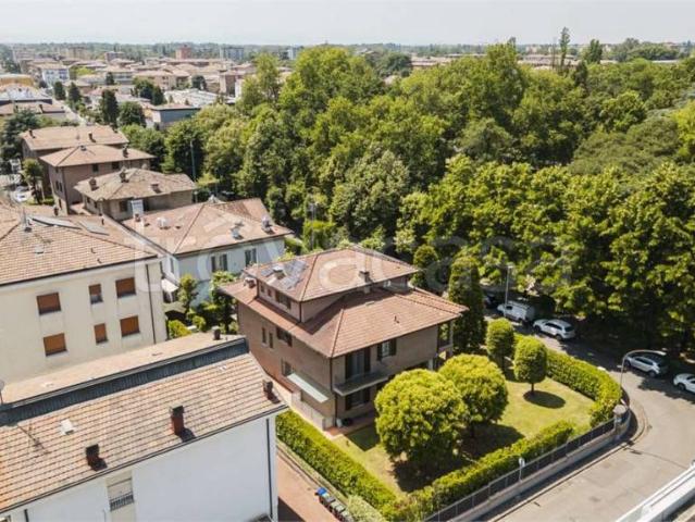 Villa singola in vendita a Carpi, Ospedale