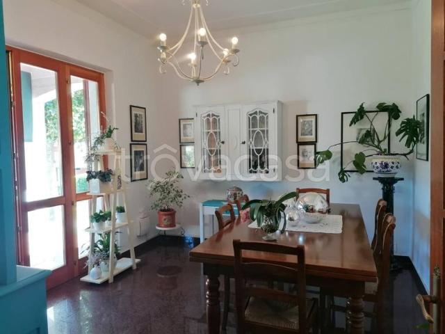 Villa singola in vendita a Carrara, Centro città