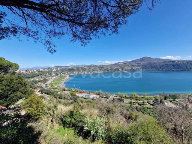 Villa singola in vendita a Castel Gandolfo viale bruno buozzi 4