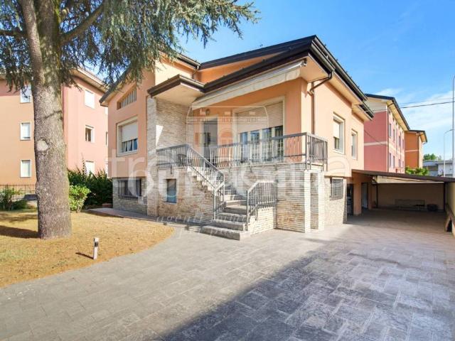 Villa singola in vendita a Castel Mella viale dei Caduti