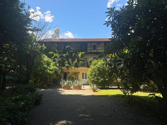 Villa singola in vendita a Castelletto sopra Ticino