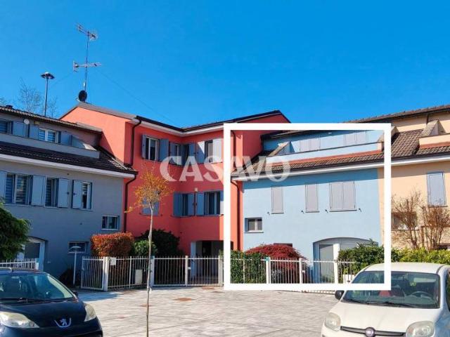 Villa singola in vendita a Castelletto sopra Ticino via delle Gardenie 9