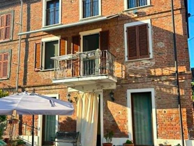Villa singola in vendita a Castelnuovo Belbo