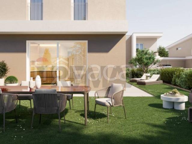 Villa singola in vendita a Castelnuovo del Garda via Stazione, s.n.c