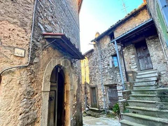 Villa singola in vendita a Castro dei Volsci via San Maria, 6