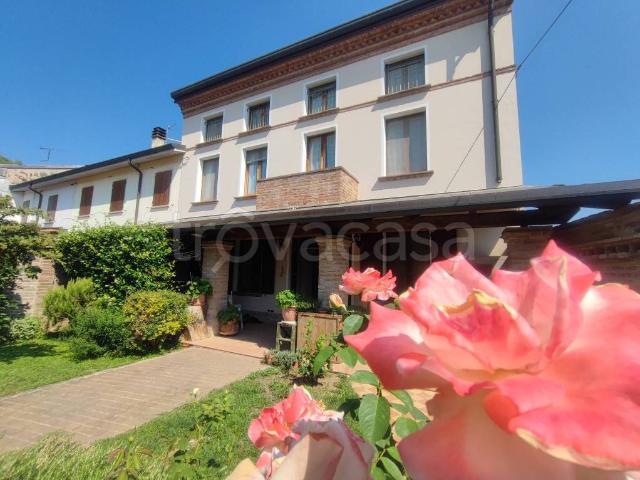 Villa singola in vendita a Casalbellotto, Casalmaggiore