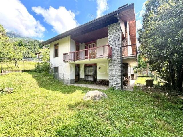 Villa singola in vendita a Casalzuigno via dei mille, 5
