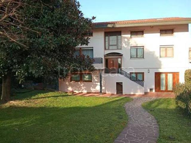 Villa singola in vendita a Casarsa della Delizia