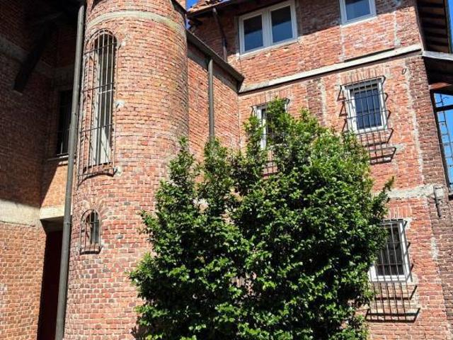 Villa singola in vendita a Casorate Sempione via Roma