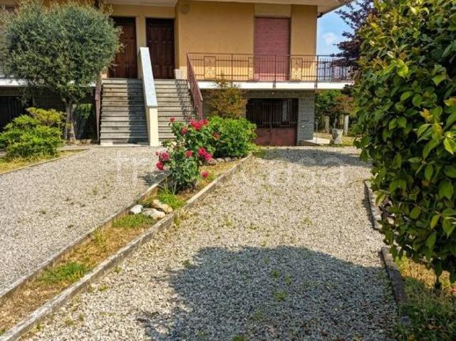 Villa singola in vendita a Cassinetta di Lugagnano