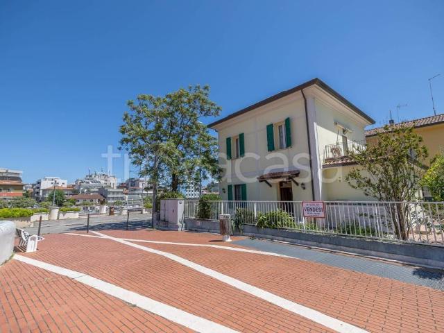 Villa singola in vendita a Cattolica via Sebastiano Caboto, 36