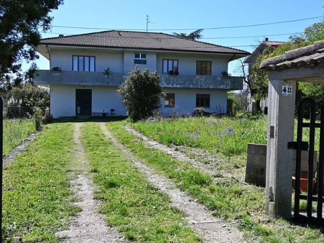 Villa singola in vendita a Catignano