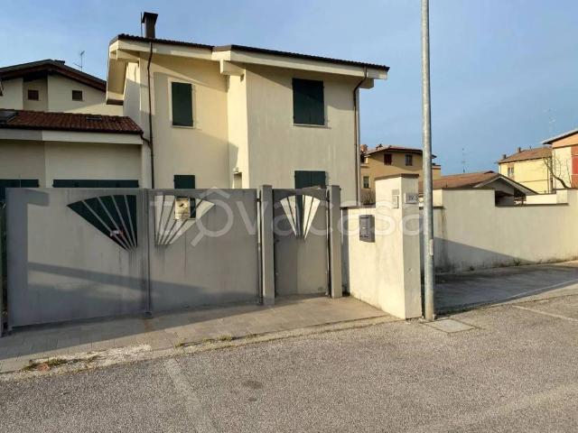 Villa singola in vendita a Cento via Del Curato s.n.c